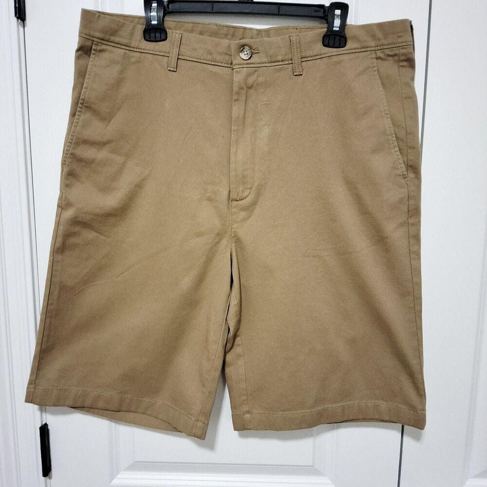 Roundtree & Yorke Men's Tan/Khaki Shorts 11" Inseam Size 38 Waist
